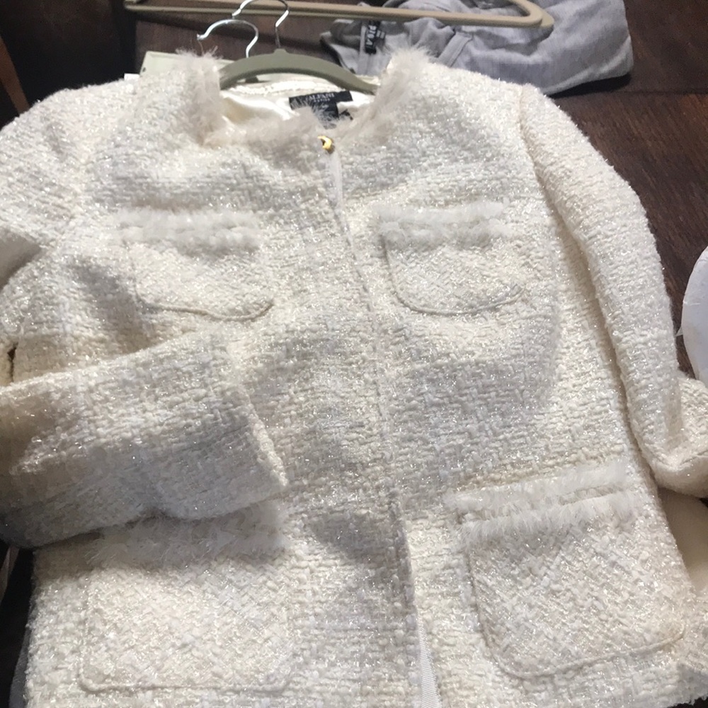 Jacket - Picture 2 of 4